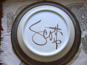 Scott pot signature small